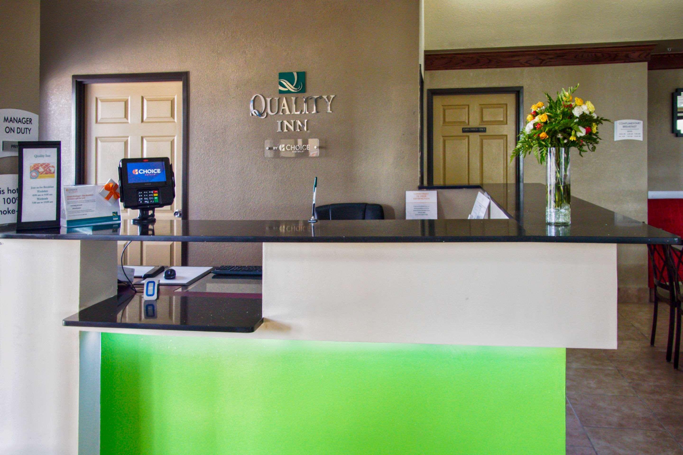 Quality Inn Moore - Oklahoma City Buitenkant foto