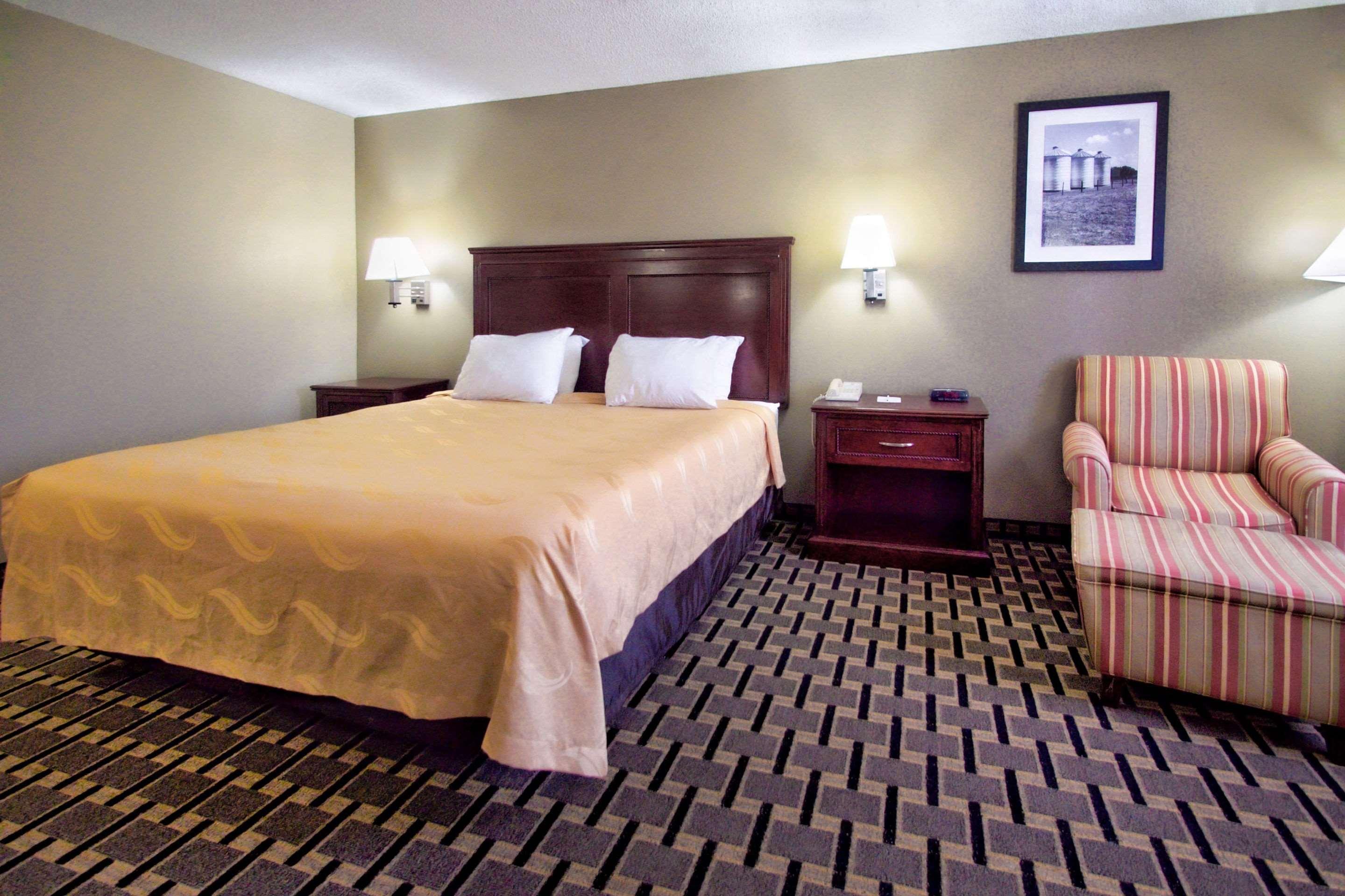 Quality Inn Moore - Oklahoma City Buitenkant foto