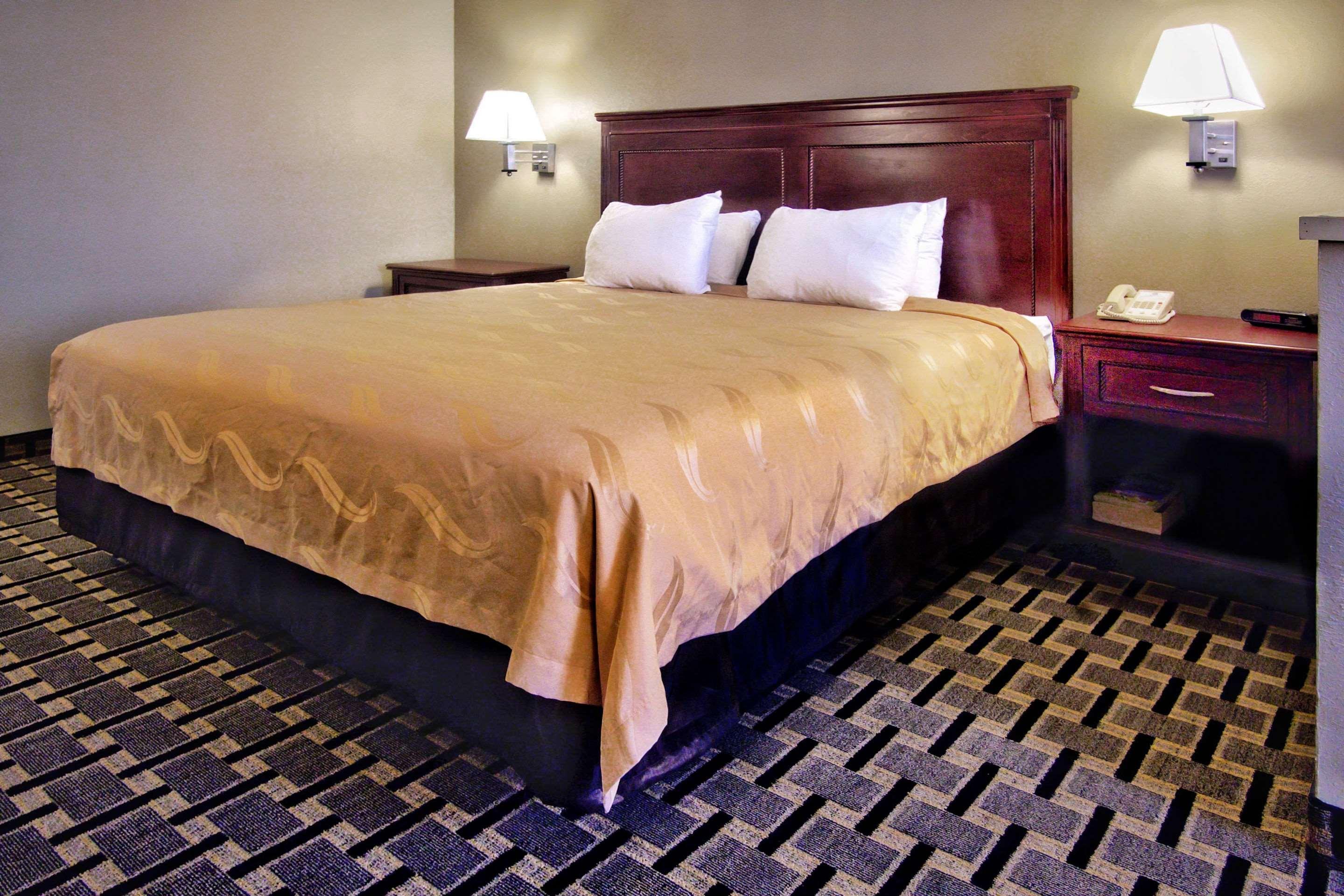 Quality Inn Moore - Oklahoma City Buitenkant foto